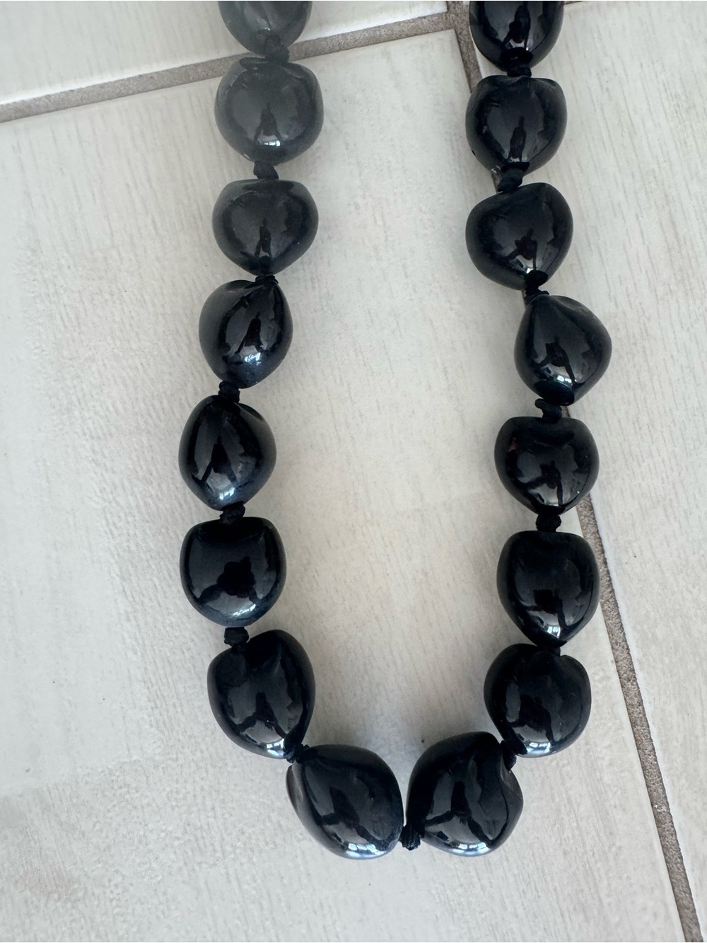 Hawaii long necklace (Waikiki) Black Beaded Statement Necklace - Women Jewelry